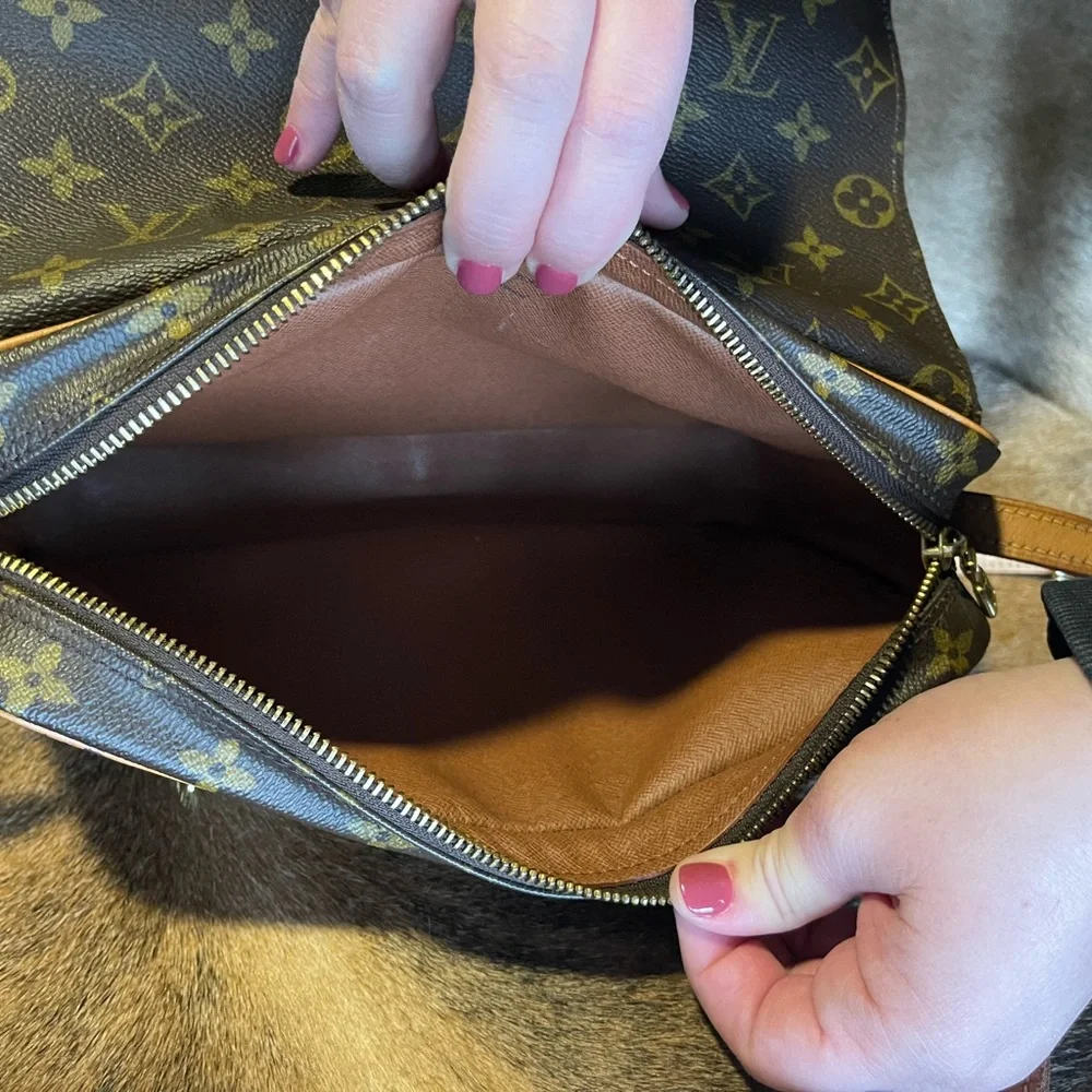 Louis Vuitton Saint Germain Monogram Canvas Crossbody Bag - Picture 6 of 8